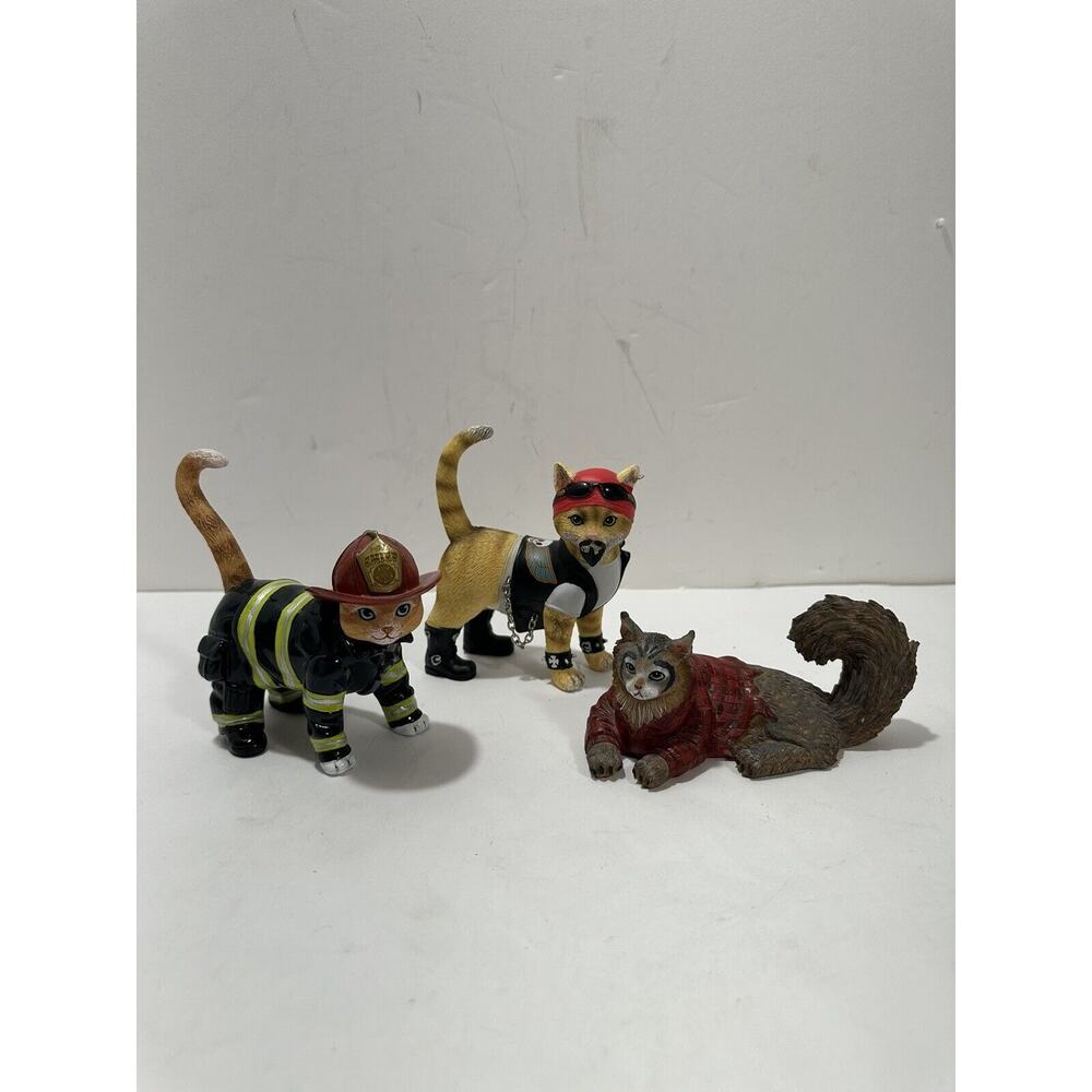 Hamilton‎ Collection Lot Of 3 figurines Cat Purr, Firefighter Biker & Meow Wolf